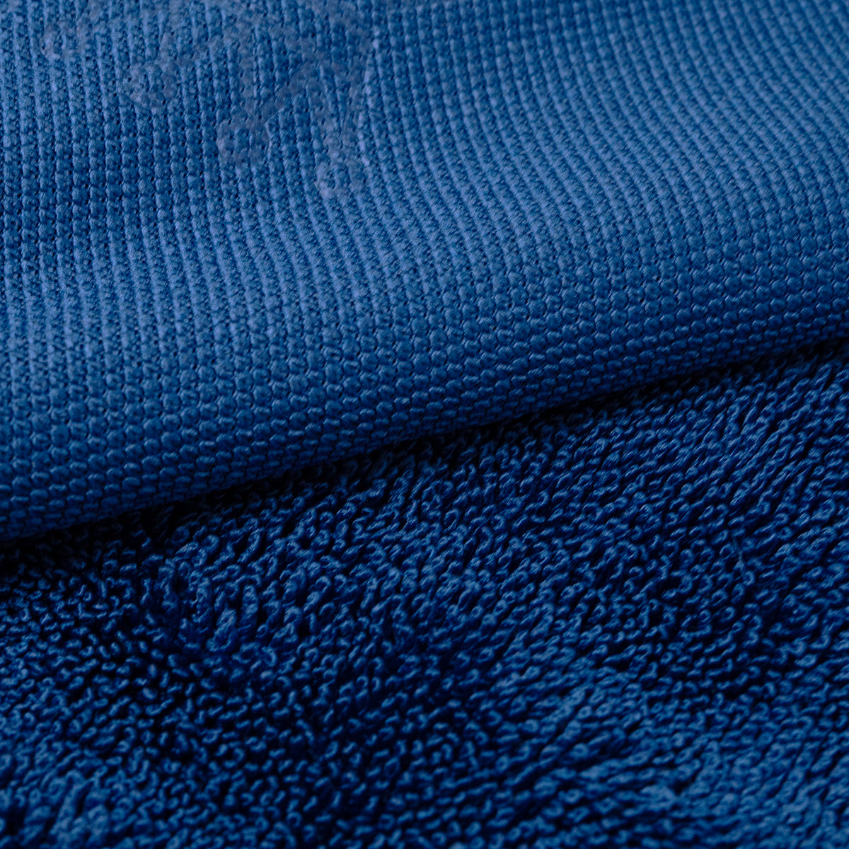 Labocosmetica DRYING Microfibre Towel 70cm x 90cm