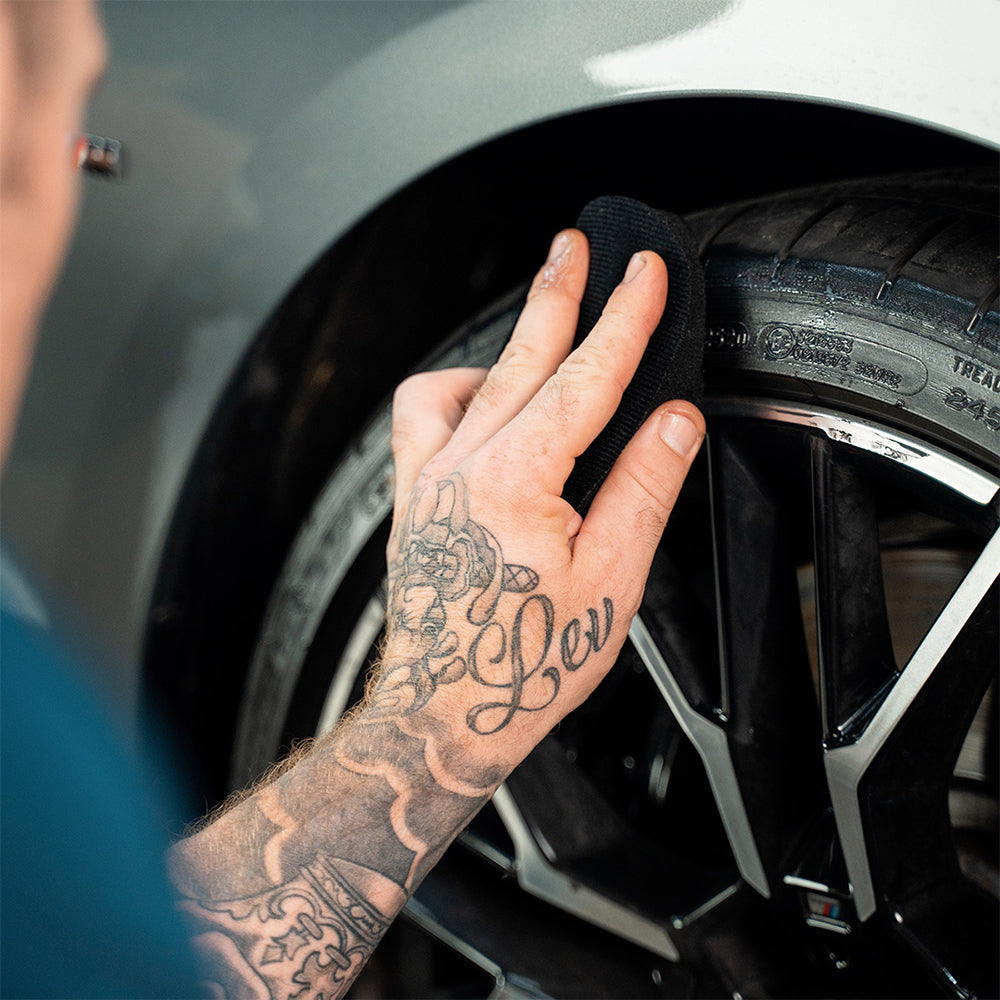 Labocosmetica HYDRA Hyper Dressing Tyre & Plastic Sealant